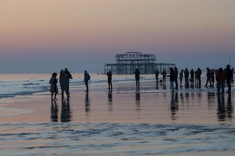 brighton pier and beach