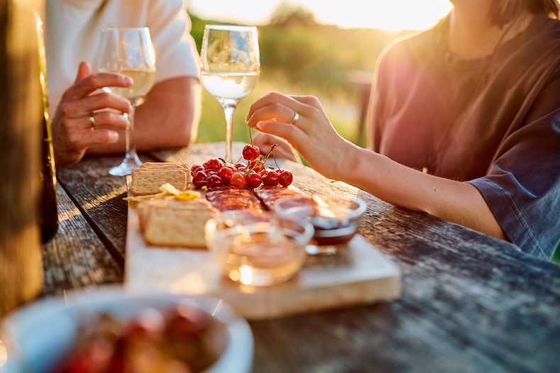 lighter evenings picnic